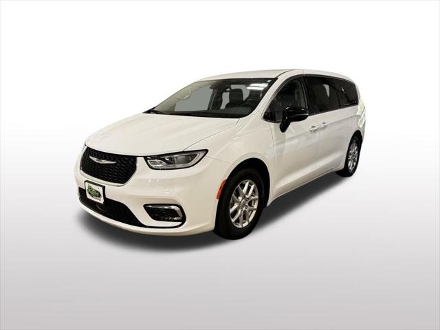 2024 Chrysler Pacifica Touring L 2024 Chrysler Pacifica Touring L