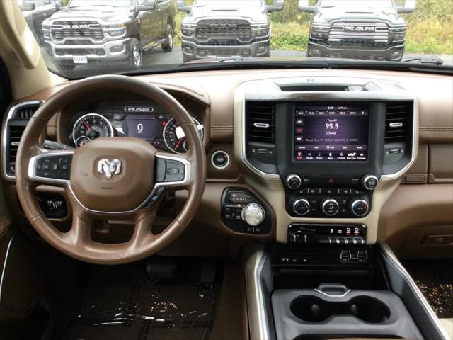 2019 RAM 1500 Laramie Crew Cab 4x4 57 Box 2019 RAM 1500 Laramie Crew Cab 4x4 57 Box