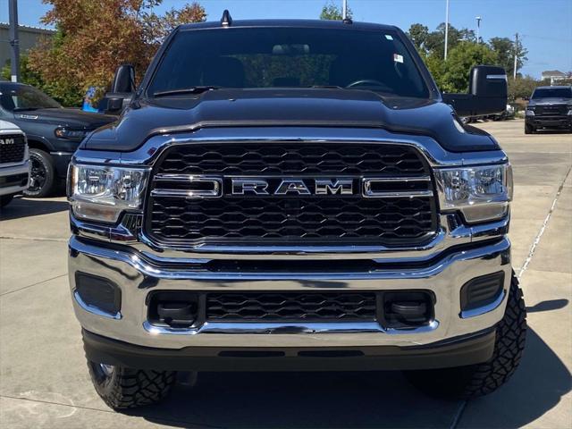 2024 RAM 2500 Tradesman Crew Cab 4x4 64 Box