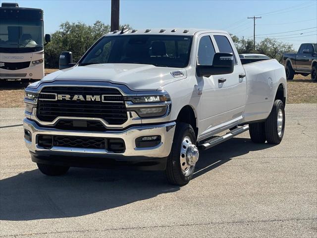 2025 RAM 3500 Tradesman Crew Cab 4x4 8 Box 2025 RAM 3500 Tradesman Crew Cab 4x4 8 Box