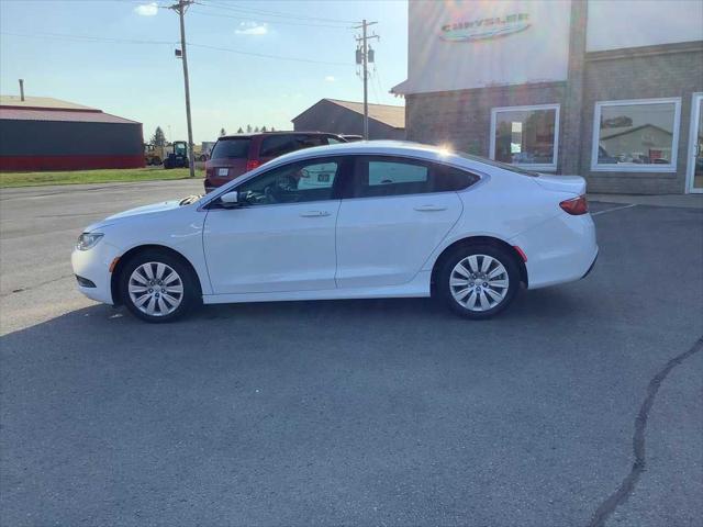 2016 Chrysler 200 LX