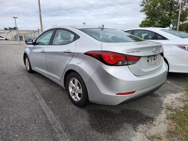 2015 Hyundai Elantra SE