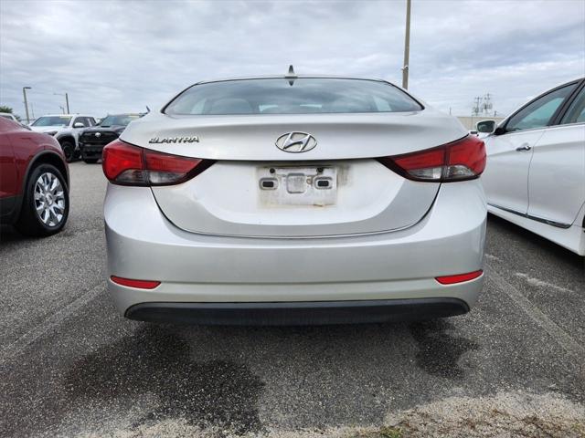 2015 Hyundai Elantra SE
