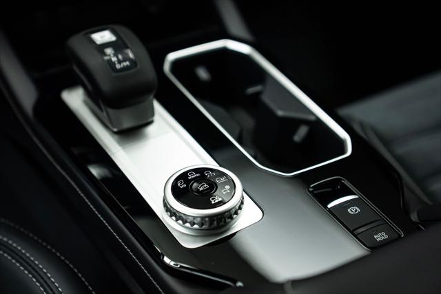 2025 Mitsubishi Outlander PHEV SE S-AWC