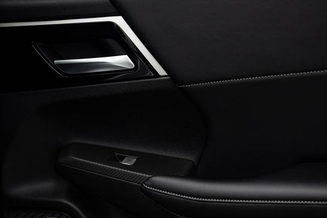 2025 Mitsubishi Outlander PHEV SE S-AWC