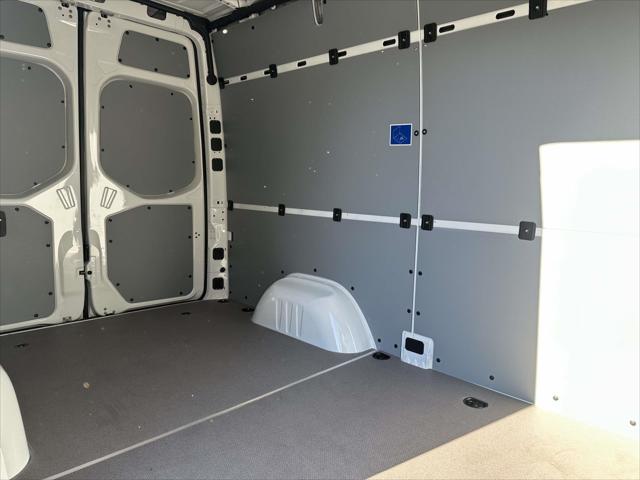 2026 Mercedes-Benz Sprinter Crew Van Standard Roof 4-Cyl Diesel
