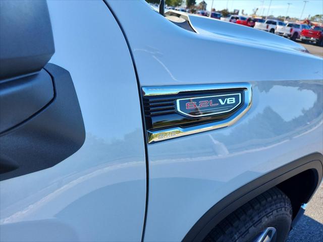 2026 GMC Sierra 1500 Crew Cab, Short Bed, SLT, 4WD