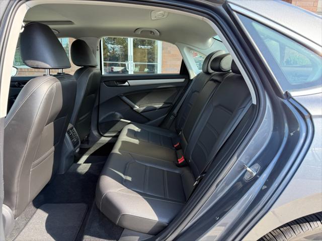2021 Volkswagen Passat 2.0T SE