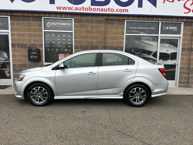 2020 Chevrolet Sonic FWD Sedan LT