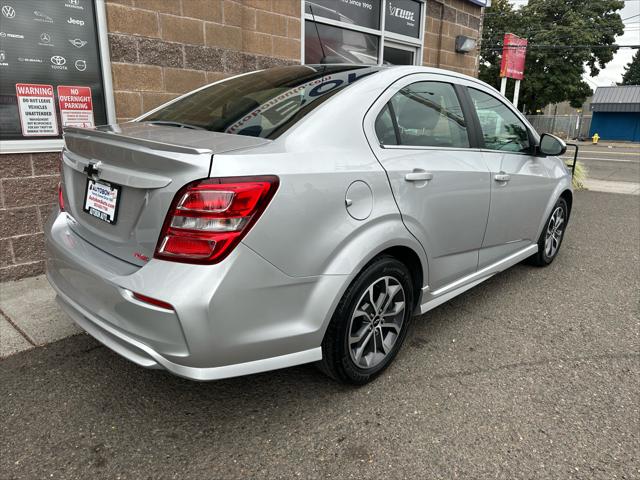 2020 Chevrolet Sonic FWD Sedan LT