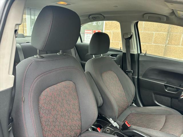 2020 Chevrolet Sonic FWD Sedan LT