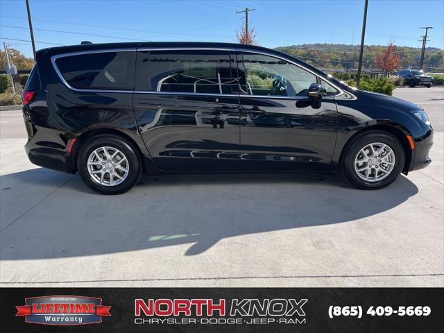 2026 Chrysler Voyager LX
