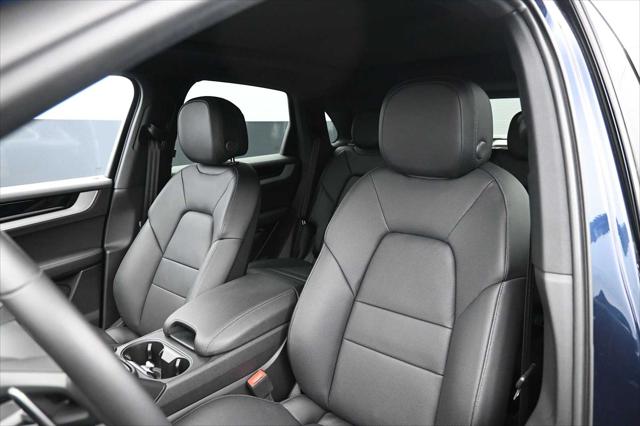 2025 Porsche Cayenne AWD