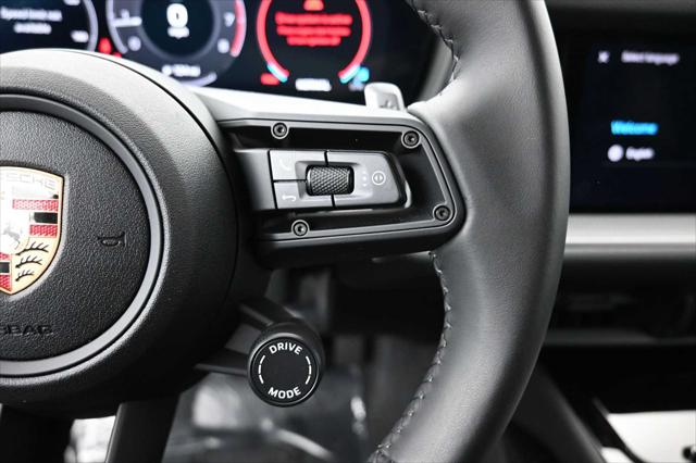 2025 Porsche Cayenne AWD