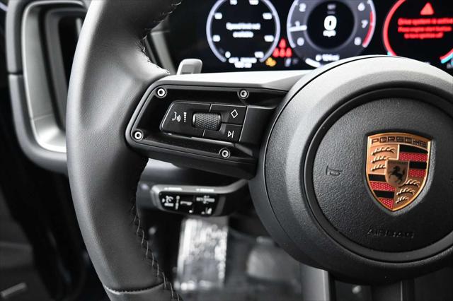 2025 Porsche Cayenne AWD