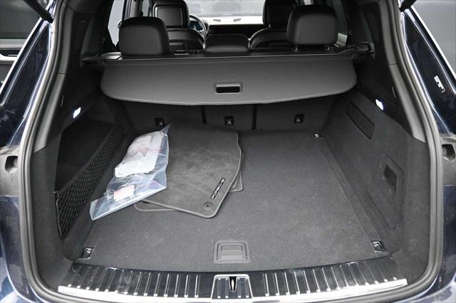 2025 Porsche Cayenne AWD