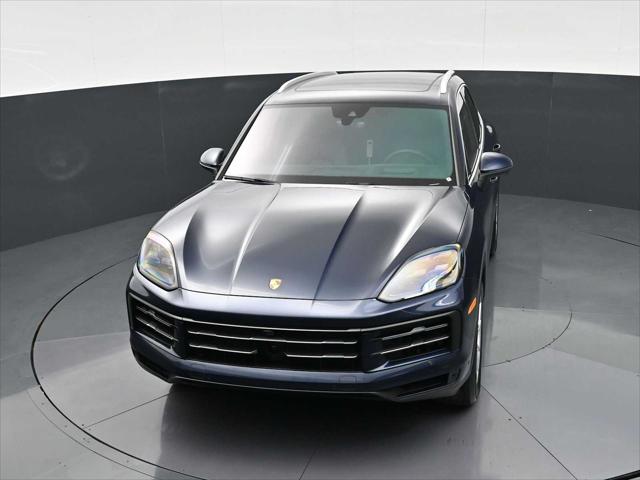 2025 Porsche Cayenne AWD