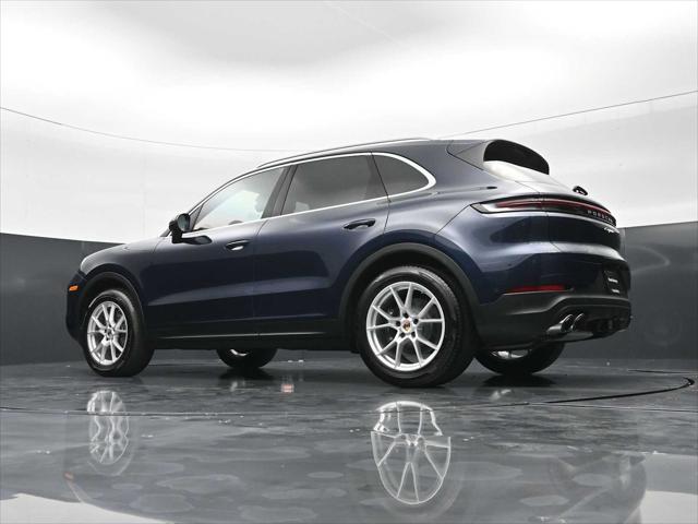 2025 Porsche Cayenne AWD