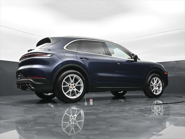 2025 Porsche Cayenne AWD