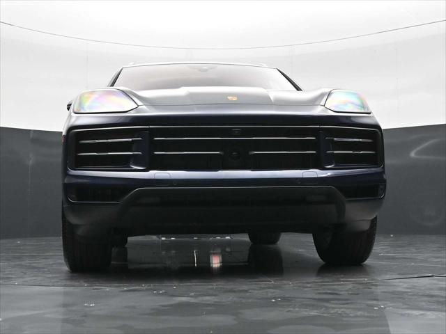 2025 Porsche Cayenne AWD