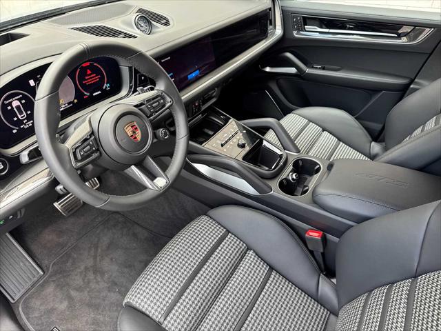 2026 Porsche Cayenne GTS