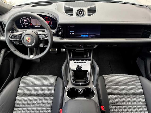 2026 Porsche Cayenne GTS