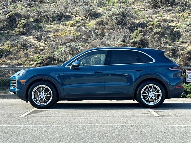 2024 Porsche Cayenne E-Hybrid S