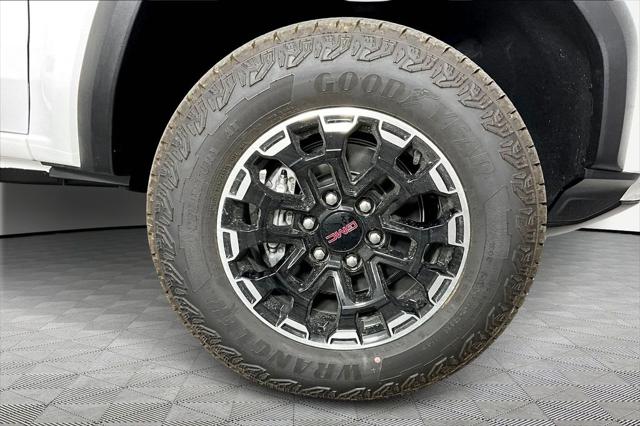 2026 GMC Canyon 4WD AT4