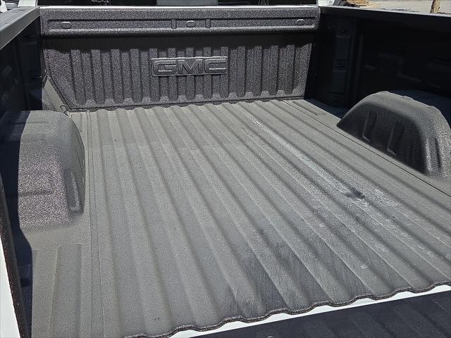 2026 GMC Sierra 1500 Double Cab, Standard Bed, SLE, 4WD