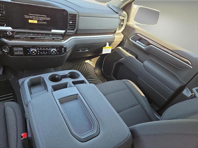 2026 GMC Sierra 1500 Double Cab, Standard Bed, SLE, 4WD