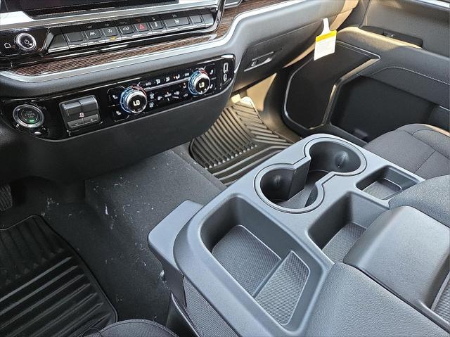 2026 GMC Sierra 1500 Double Cab, Standard Bed, SLE, 4WD