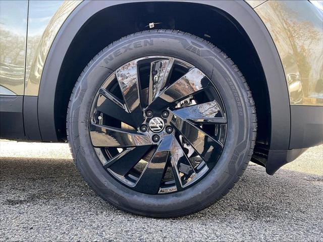 2026 Volkswagen Atlas SE with Technology