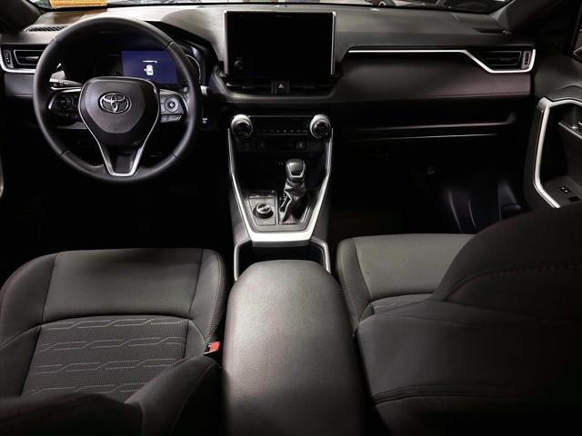 2023 Toyota RAV4 Prime SE [12]