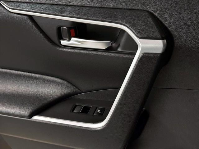 2023 Toyota RAV4 Prime SE [16]