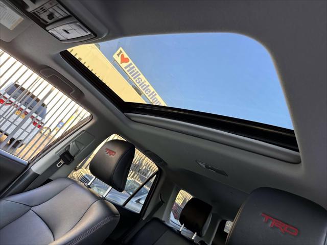 2022 Toyota 4Runner TRD Off Road Premium [12]