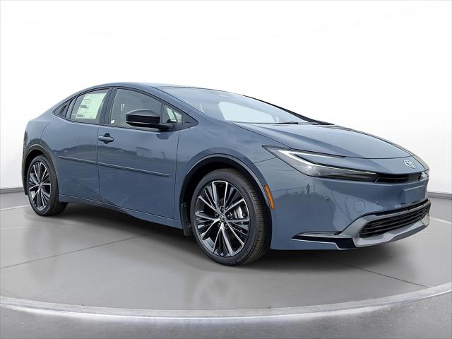 2026 Toyota Prius XLE FWD's photo