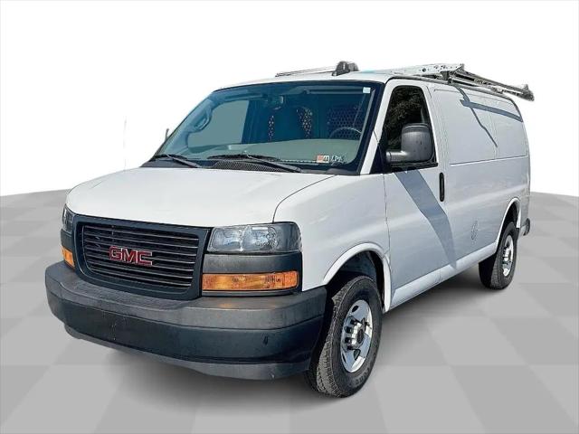 2020 GMC Savana Cargo RWD 3500 Regular Wheelbase Work Van for sale in Painesville, OH