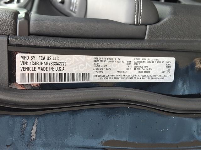 2025 Jeep Grand Cherokee Altitude X 4x4