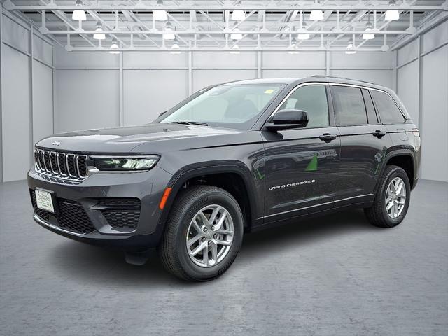 2025 Jeep Grand Cherokee GRAND CHEROKEE LAREDO X 4X4 2025 Jeep Grand Cherokee GRAND CHEROKEE LAREDO X 4X4