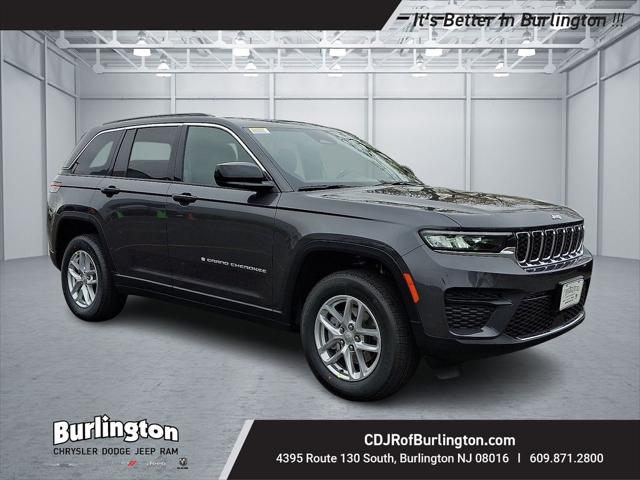 2025 Jeep Grand Cherokee GRAND CHEROKEE LAREDO X 4X4