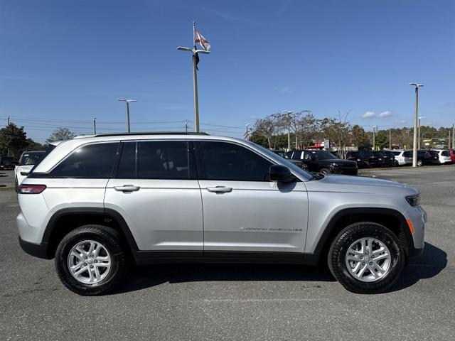 2025 Jeep Grand Cherokee GRAND CHEROKEE LAREDO 4X2