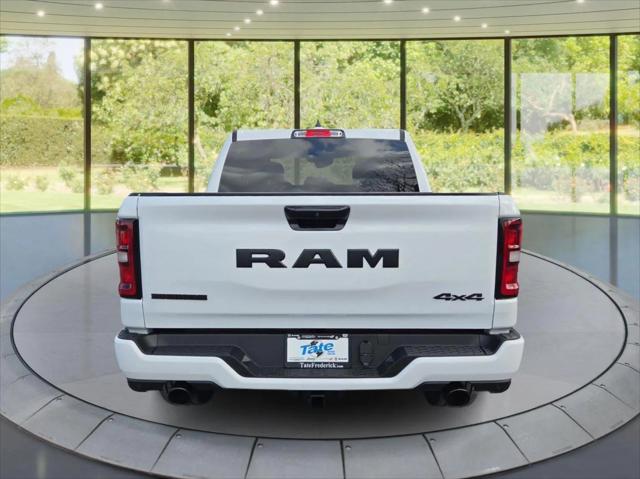 2026 Ram 1500 Big Horn Crew Cab 4x4 5'7" Box