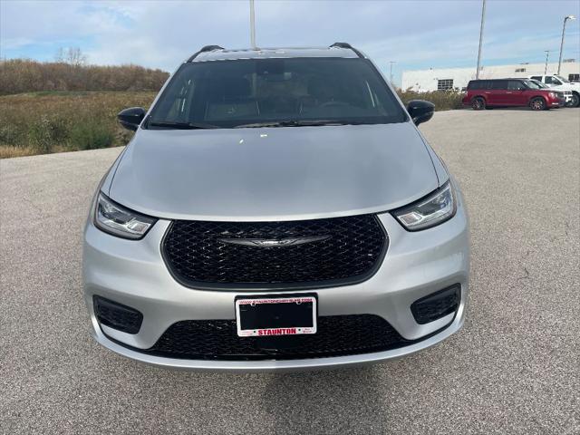 2026 Chrysler Pacifica PACIFICA LIMITED 2026 Chrysler Pacifica PACIFICA LIMITED