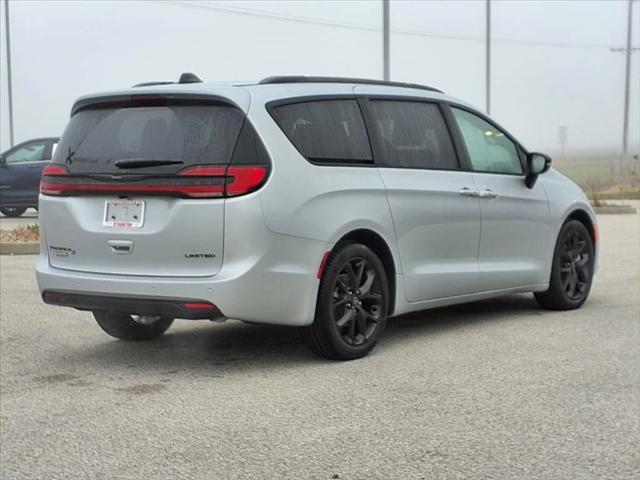 2026 Chrysler Pacifica PACIFICA LIMITED
