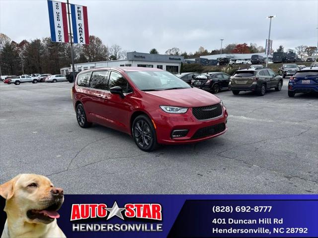 2026 Chrysler Pacifica PACIFICA SELECT AWD