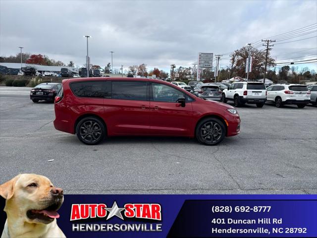 2026 Chrysler Pacifica PACIFICA SELECT AWD