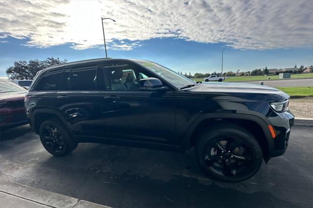 2025 Jeep Grand Cherokee GRAND CHEROKEE ALTITUDE X 4X4 2025 Jeep Grand Cherokee GRAND CHEROKEE ALTITUDE X 4X4