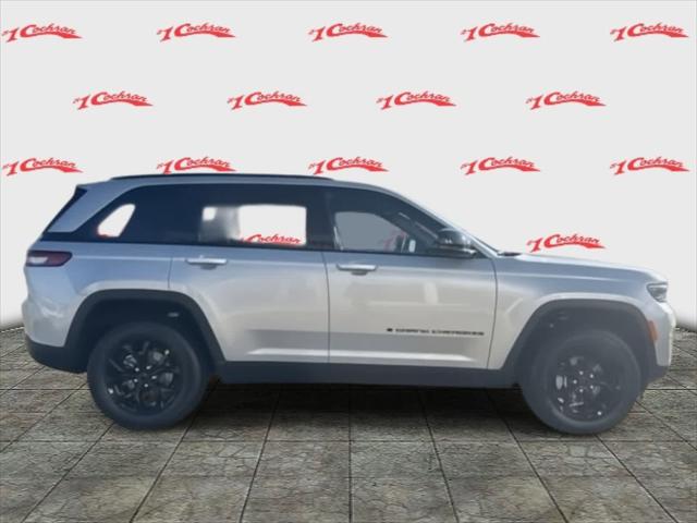 2025 Jeep Grand Cherokee Altitude X 4x4