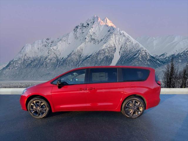 2026 Chrysler Pacifica PACIFICA SELECT AWD