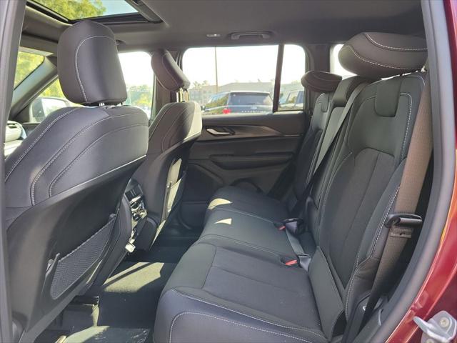 2025 Jeep Grand Cherokee Laredo X 4x2